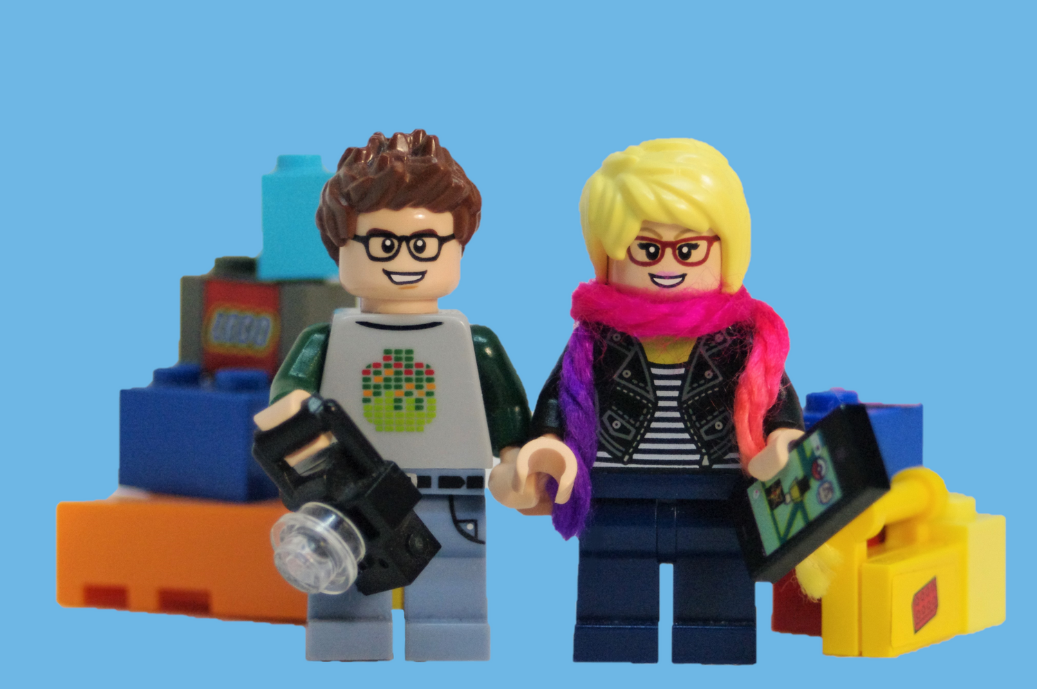 Netty and Jess as LEGO sigfigs.
